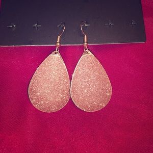🌸💫Rose Gold Teardrop Earrings